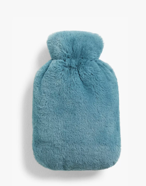 10 Best Hot Water Bottles in the UK 2024 | Warmies, UMOI and More 5