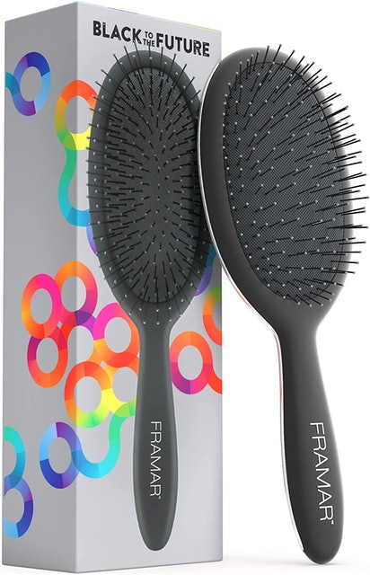 Black To The Future Detangling Brush 1