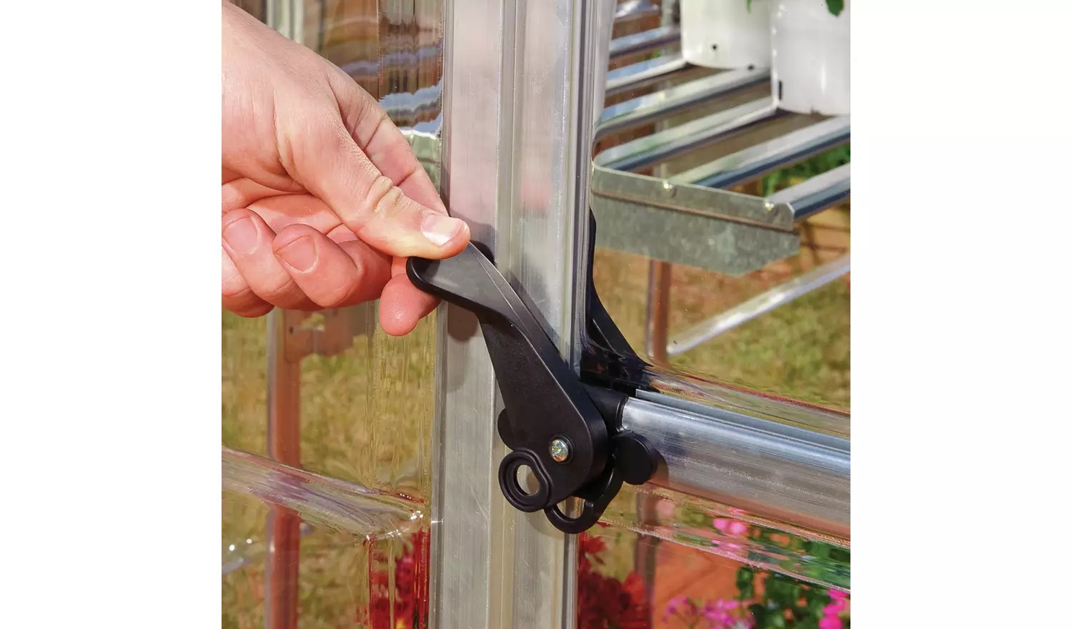 Silver 6 x 8 ft Twin-Walled Greenhouse  2