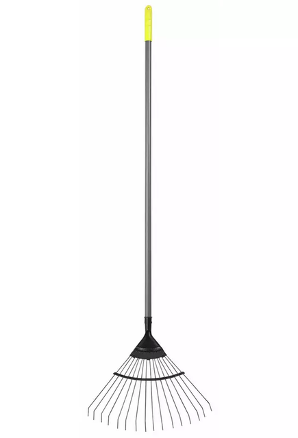 10 Best Garden Rakes UK 2024 | Spear & Jackson, Draper and More 3