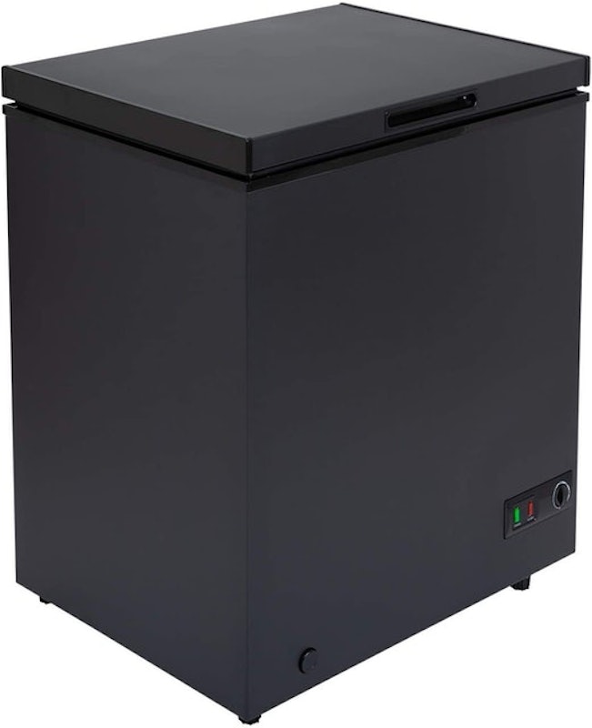 Freestanding Chest Freezer 4