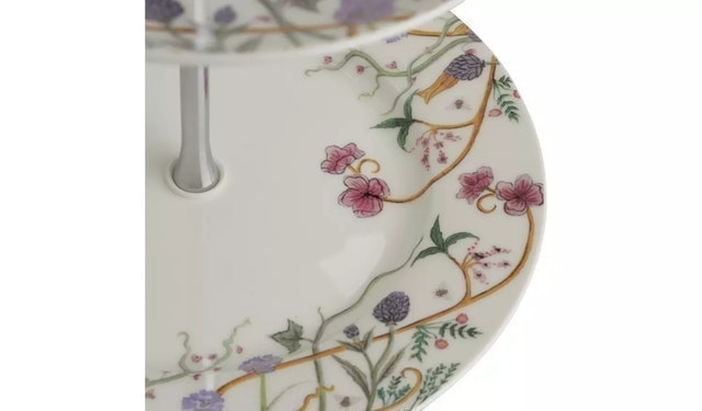 The Chateau Cake Stand 3