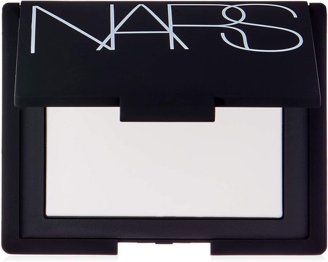 10 Best Setting Powders 2024 | UK Makeup Artist Reviewed 4