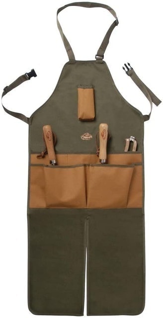 10 Best Gardening Aprons UK 2024 | Fallen Fruits, Esschert Design and More 1