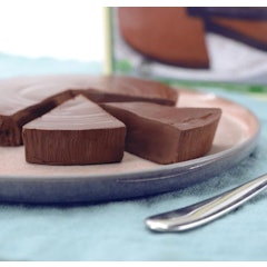 Vegan Organic Chocolate Gaache Cake