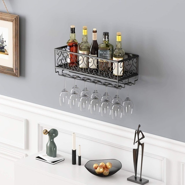 Wall-Mounting Wine Holder 2