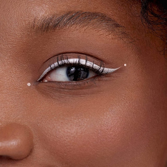 The Colour Pen Eyeliner 2