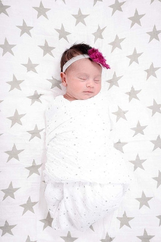 Muslin Baby Swaddle Blankets - Pack of 4 1
