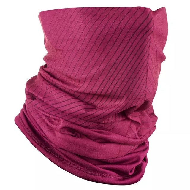 10 Best Neck Warmers for Skiing UK 2024 2