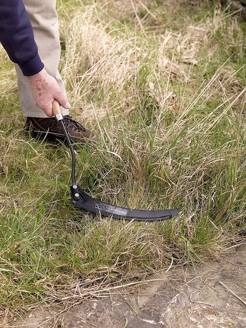 Razorsharp Little Giant Grass Scythe 2