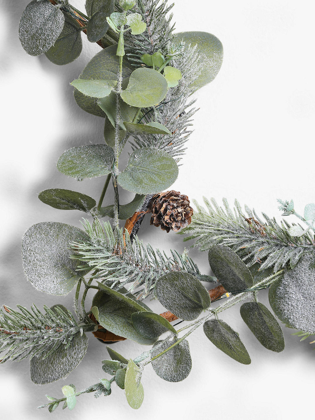 Impressionism Pre-Lit Star Wreath 2
