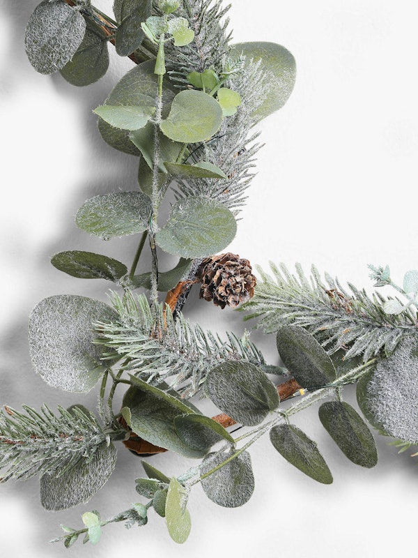 Impressionism Pre-Lit Star Wreath 2