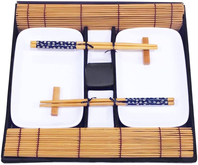 10 Best Sushi Making Kits UK 2024 | Aya, Sushezi and More 4