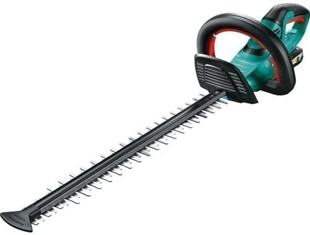 10 Best Hedge Trimmers UK | Stihl Ryobi and More 1
