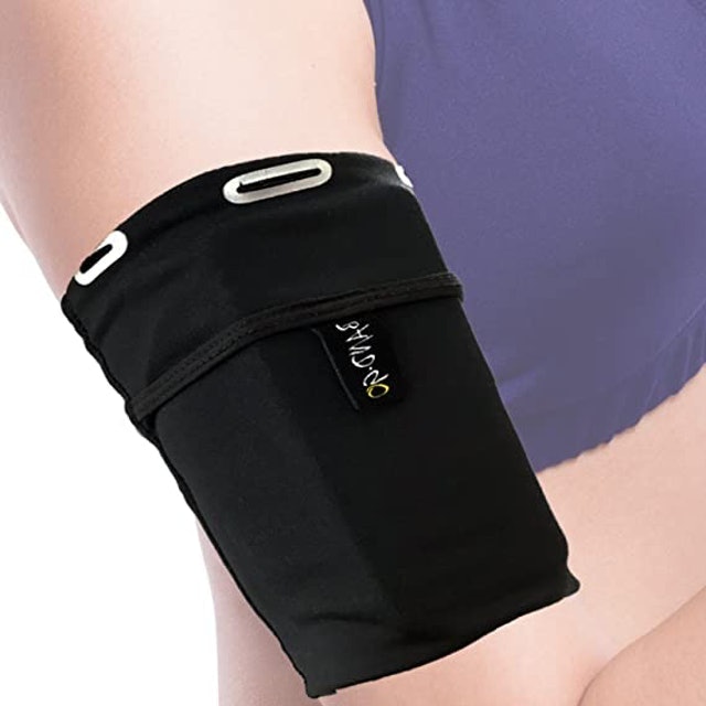 Universal Exercise Armband 1