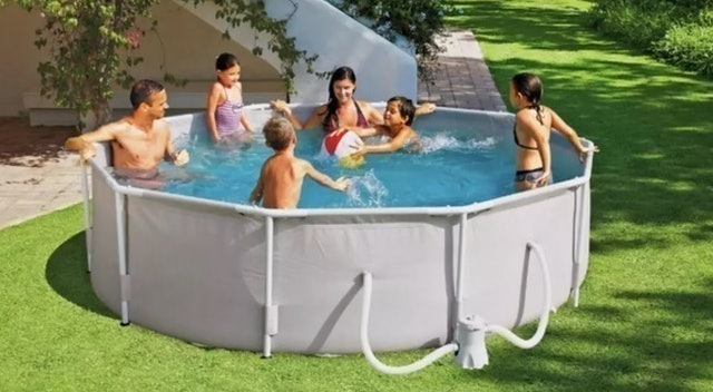 10 Best Paddling Pools UK 2024 | Including Inflatables, Pump Kits and Slides! 5