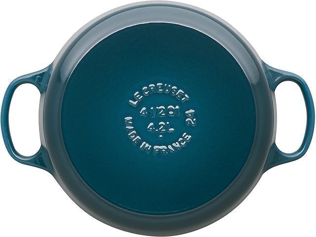 Signature Cast Iron Round Casserole 2