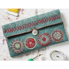 Felt Sewing Pouch Craft Kit