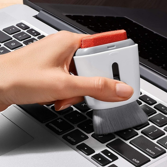 Sweep & Swipe Laptop Cleaner 3