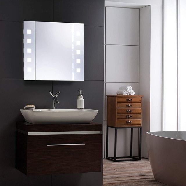 10 Best Bathroom Mirrors UK 2024 | Croydex, Neue Design and More 1