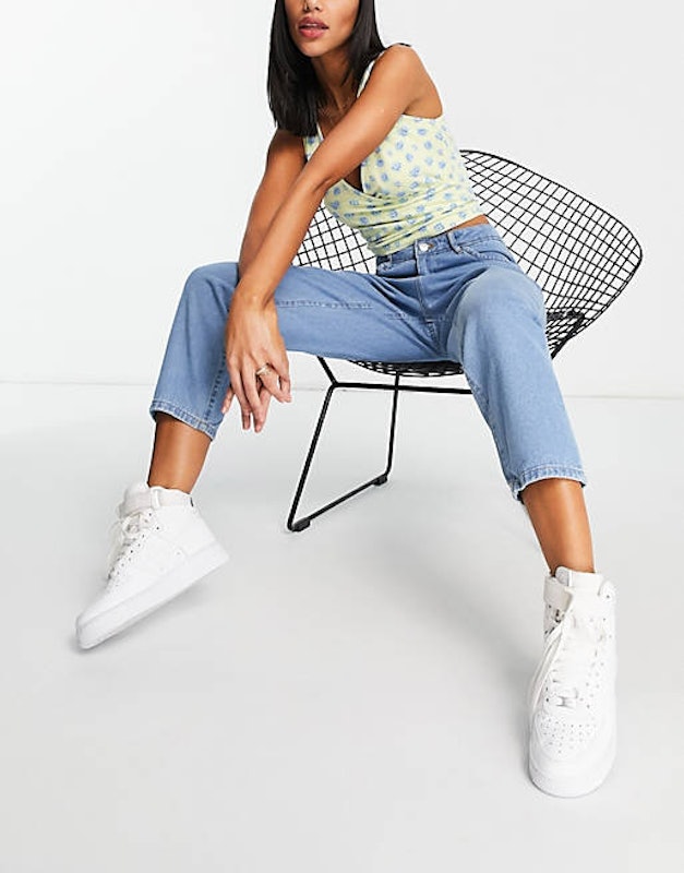 Mom Jeans 1