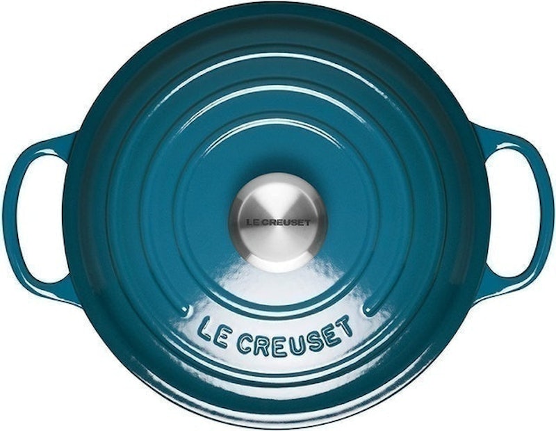 Signature Cast Iron Round Casserole 3