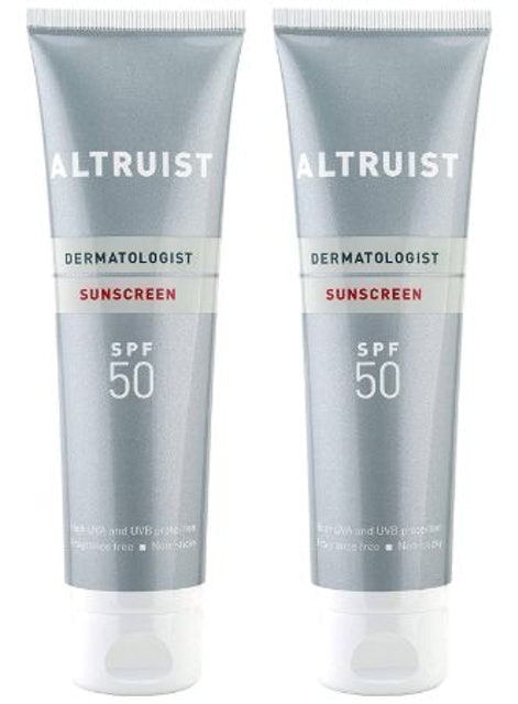 10 Best Winter Sunscreens UK 2024 | Piz Buin, Neutrogena and More 3