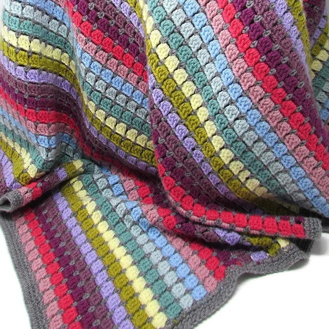 Vintage Rainbow Blanket Crochet Kit 2