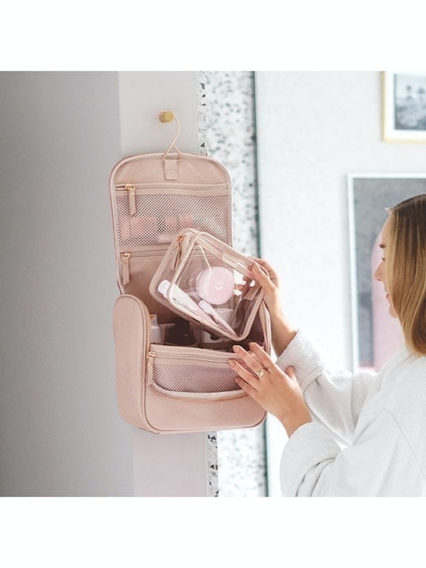 Hanging Wash Bag 3