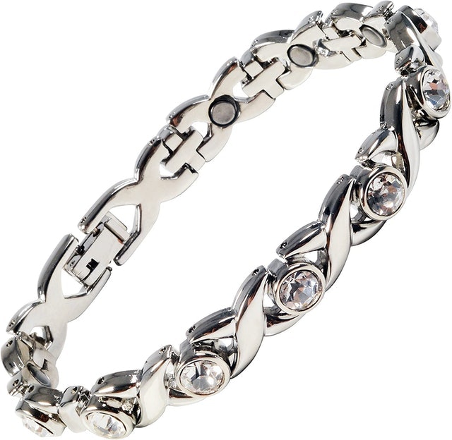 10 Best Magnetic Bracelets UK 2024 | Earth Therapy, Origin and More 3
