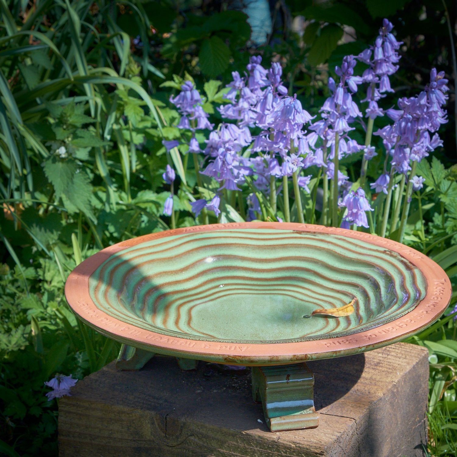 Floral Esschert Design Bird Bath 1