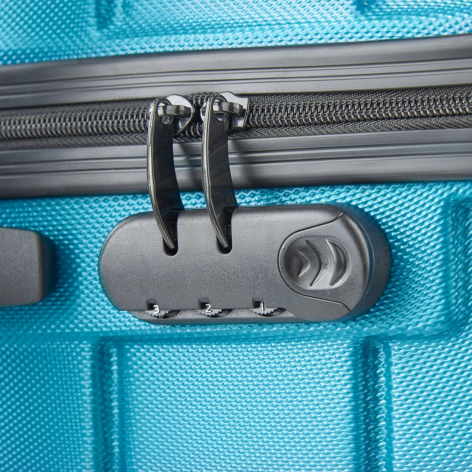 Set of 3 Hard Shell Travel Cases 3