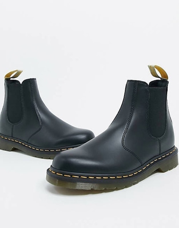 2976 Vegan Chelsea Boots 2