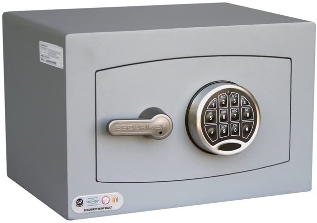 10 Best Home Safes UK 2024 | Yale, Burton and More 4
