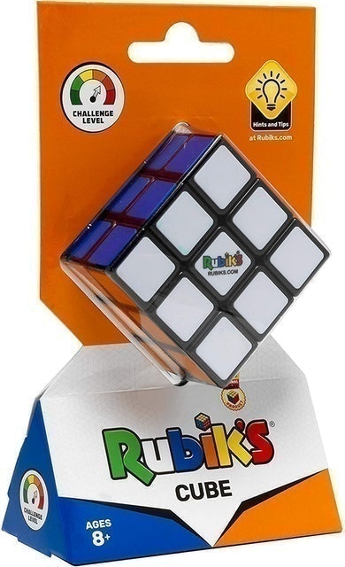 10 Best Desk Toys UK | Newton's Cradle Rubik's Cube and More 4