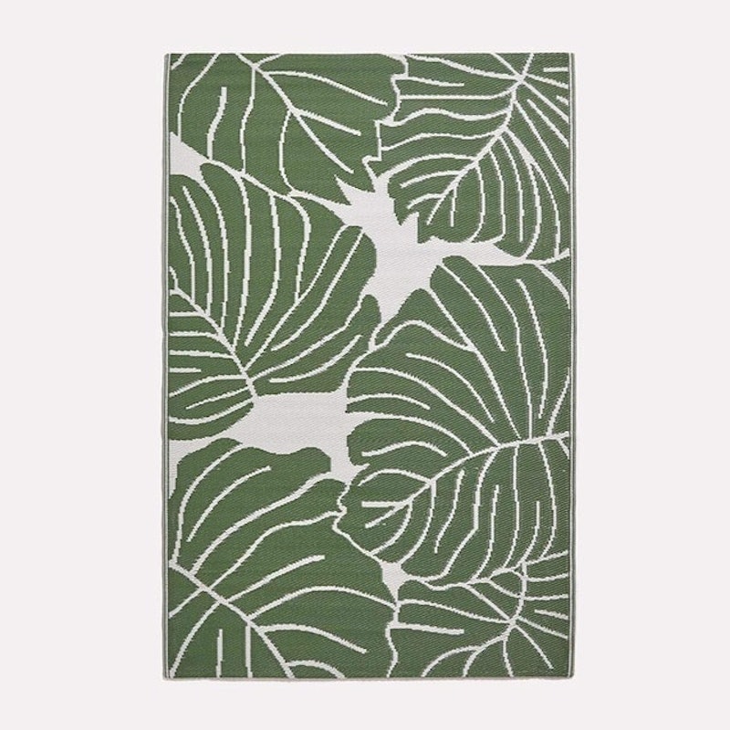 White & Green Outdoor Rug 1