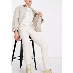 x003 Tapered Jeans