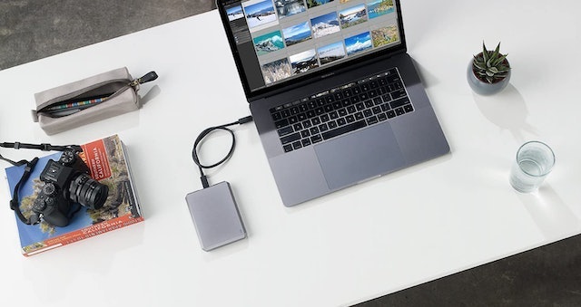 Mobile Hard Drive 3