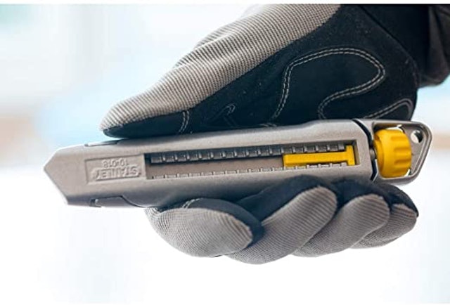 Snap Off Blade Knife 2