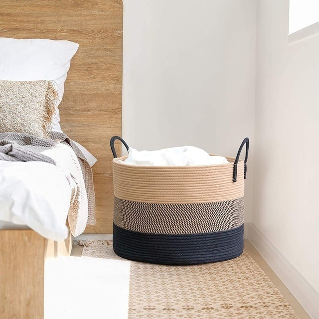 XXXL Woven Black and Tan Laundry Basket 2