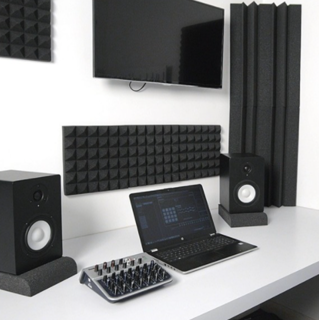 AcouFoam Bass Traps 2