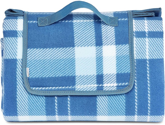 Picnic Blanket with waterproof backing 1