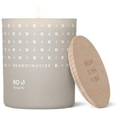 2. Heyland & Whittle Solutions Scented Candle – Sleep Easy