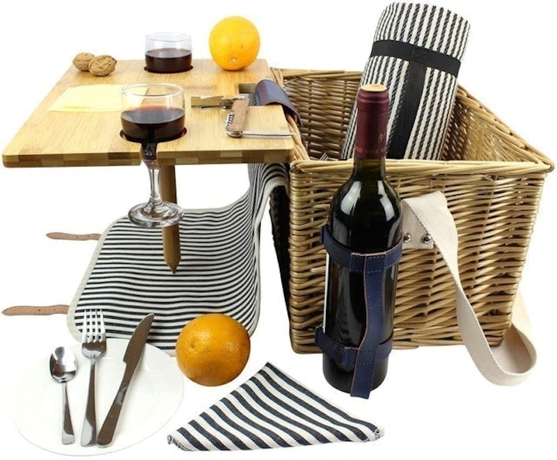 Wicker Picnic Kit 2