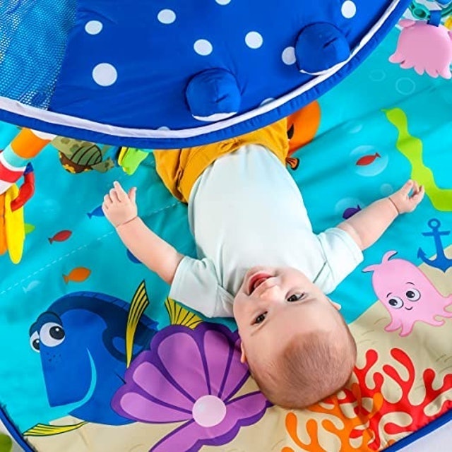 Mr. Ray Ocean Lights Activity Gym & Play Mat 3
