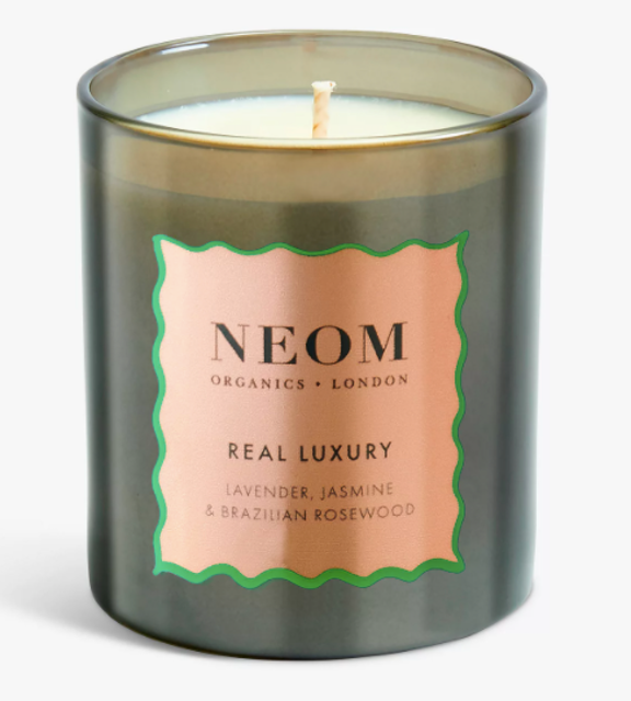 10 Best Christmas Candles UK 2024 | Neom, Yankee Candle and More 2