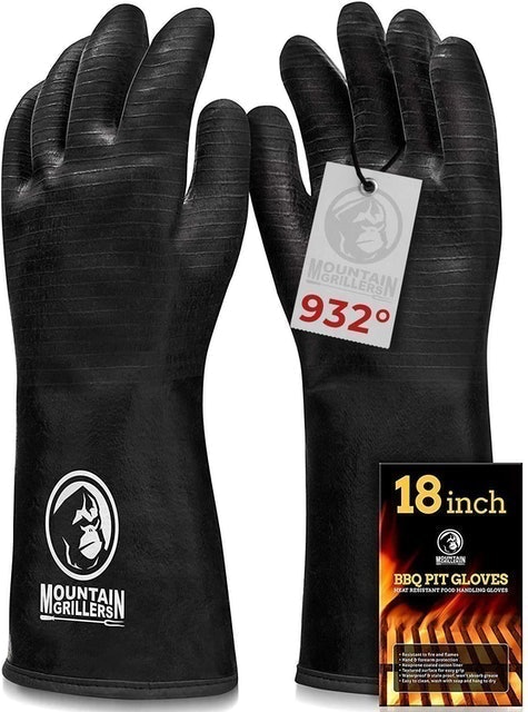 10 Best BBQ Gloves UK 2024 | Weber, Mountain Grillers and More 2