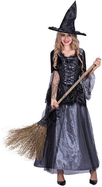 8 Best Halloween Costumes for Women UK 2024 | Cheerleader, Gothic Attire and More 3