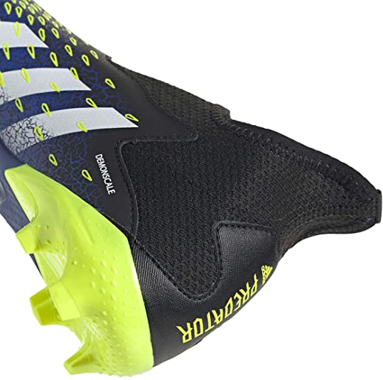 Predator Freak.3 Junior Firm Ground Boots 3