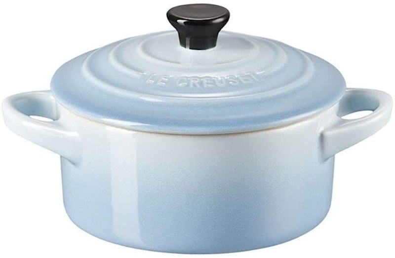 Stoneware Petite Round Casserole 1